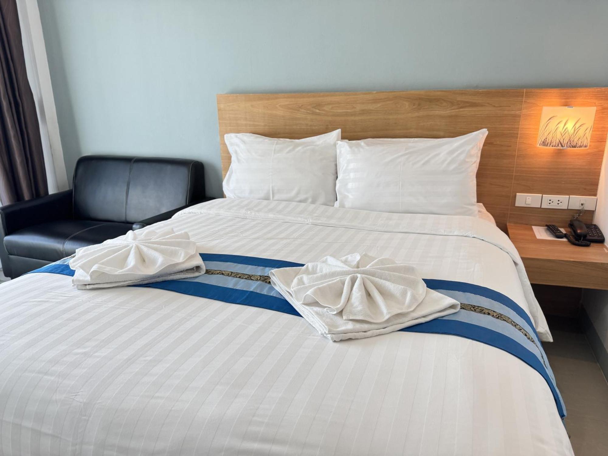 Room Lanna Soi7 Chiang Mai Zewnętrze zdjęcie