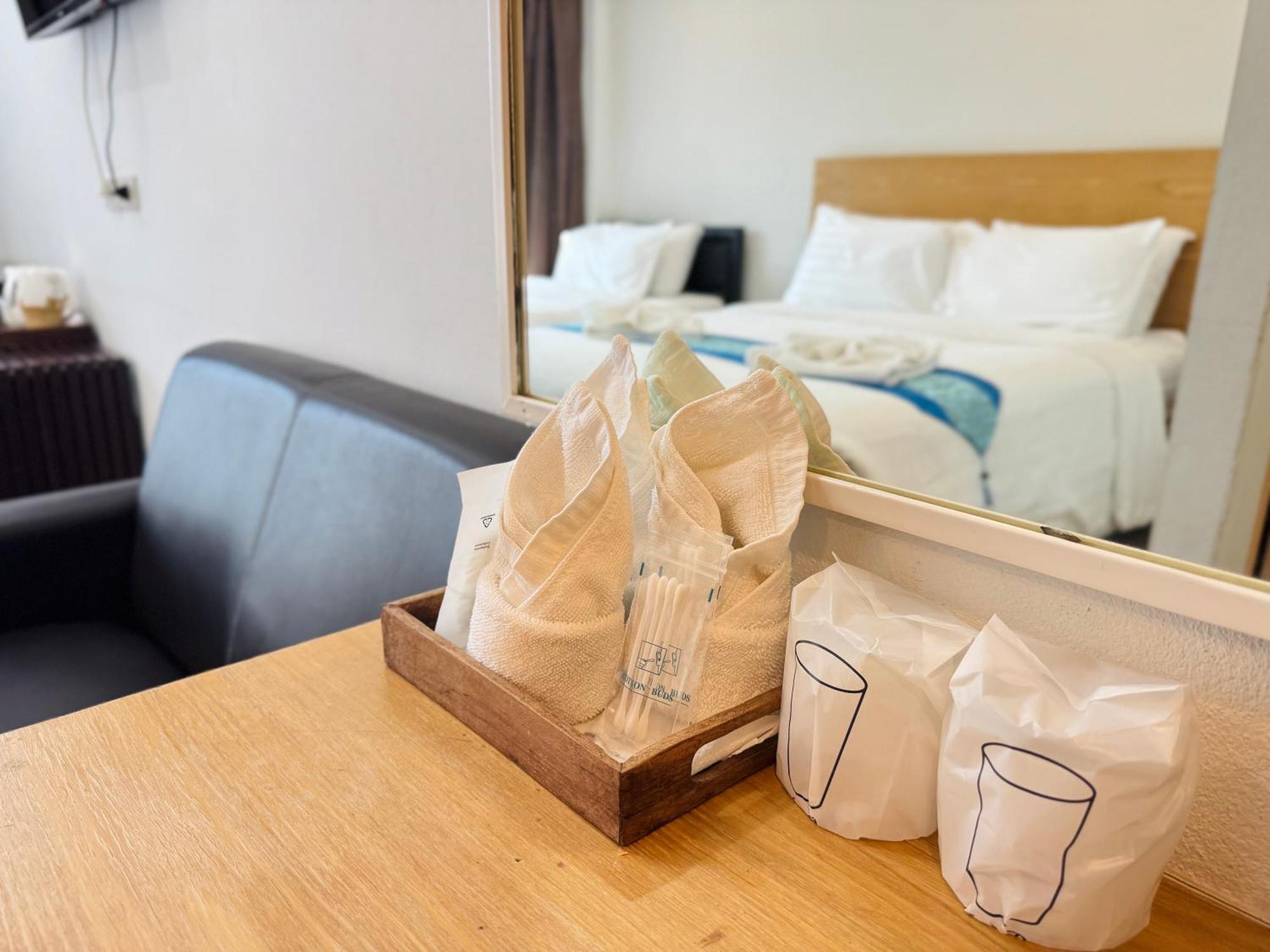 Room Lanna Soi7 Chiang Mai Zewnętrze zdjęcie