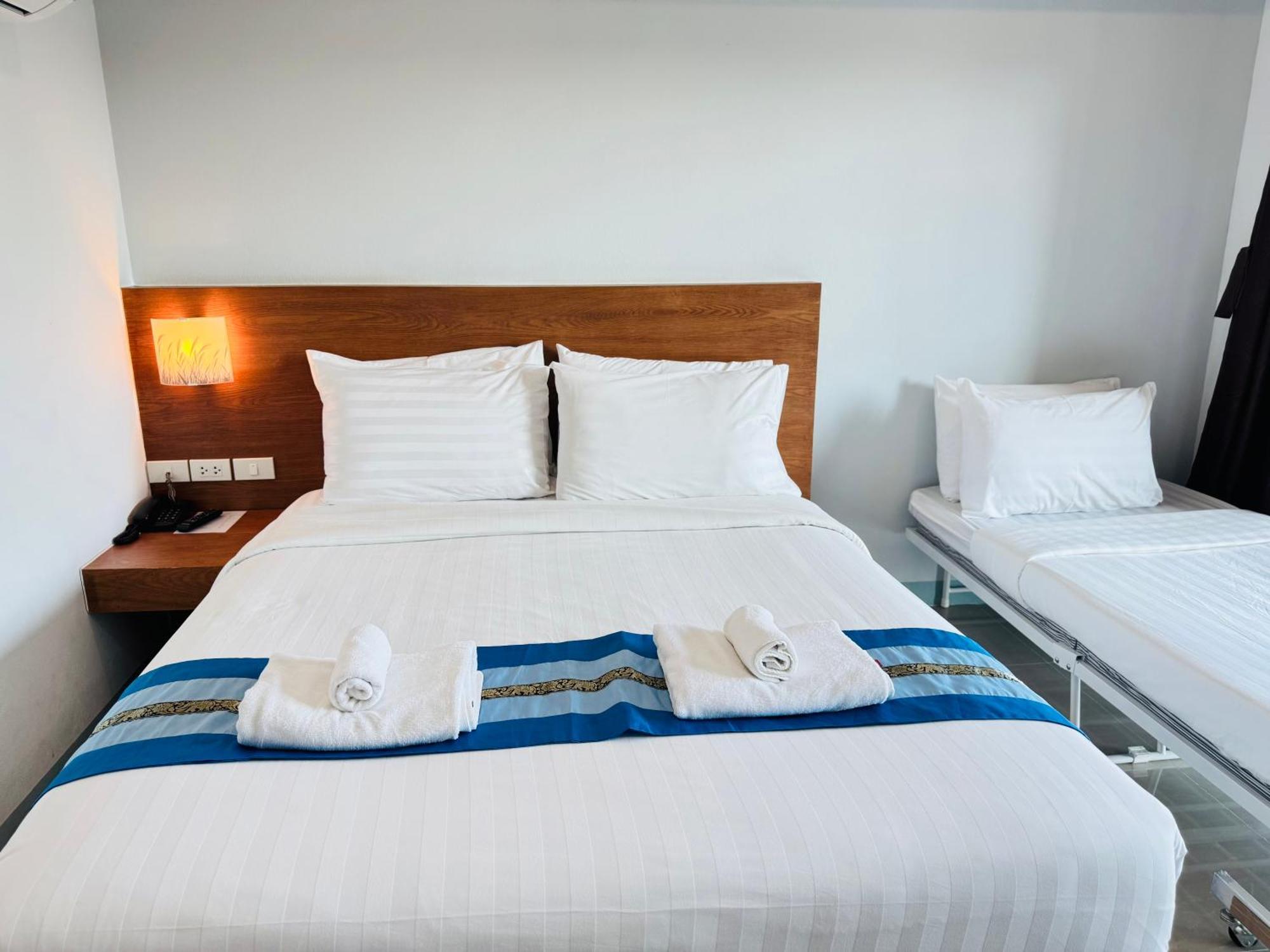 Room Lanna Soi7 Chiang Mai Zewnętrze zdjęcie